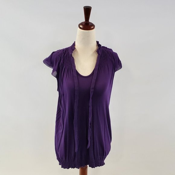 Romeo & Juliet Couture Tops - Romeo & Juliet Couture Short Sleeve Top